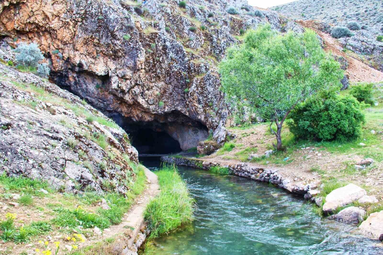 Mağara Gözü Mesire Alanı 